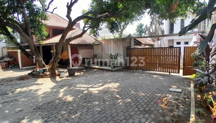 Dilelang, Rumah Luas di Komp. Unilever, Ciputat Timur, Tangsel