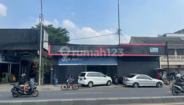 Dilelang, Ruko pinggir jalan di Medan Satria, Bekasi 1