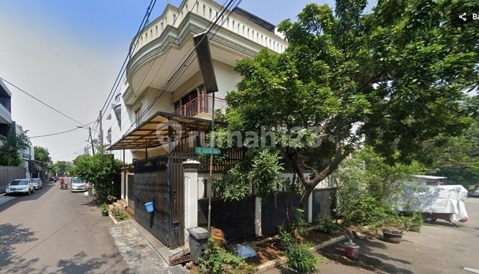 Auctioned, 2-Story Houses in Tanjung Priok, North Jakarta 2