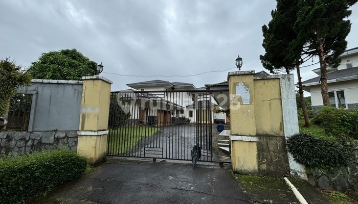 Auctioned, 1,025 m² Villa in Rainbows Hill Golf, Bogor Regency