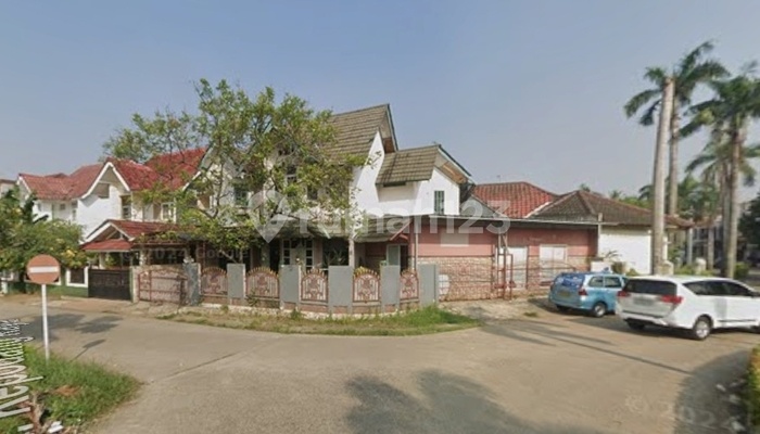 Dilelang, Rumah Tinggal Hook di Jatibening Estate, Pondok Gede 2