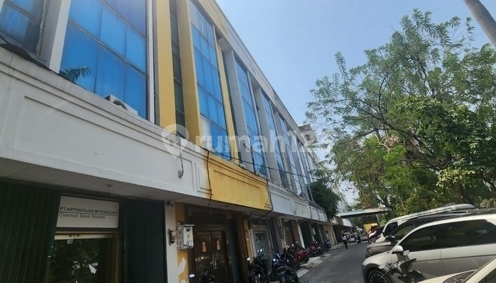 Auctioned, 4-story shop house in Nirwana Sunter Asri, Sunter Agung Auctioned, 4-story shop house in Nirwana Sunter Asri, Sunter Agung