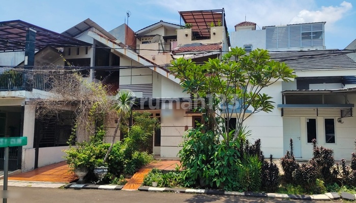 Dilelang, Rumah 2 Lantai di Perum Grand Depok City Dilelang, Rumah 2 Lantai di Perum Grand Depok City