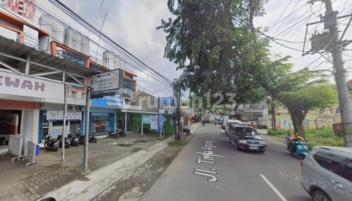 Dilelang, Ruko pinggir jalan di Banyumanik, Semarang 2