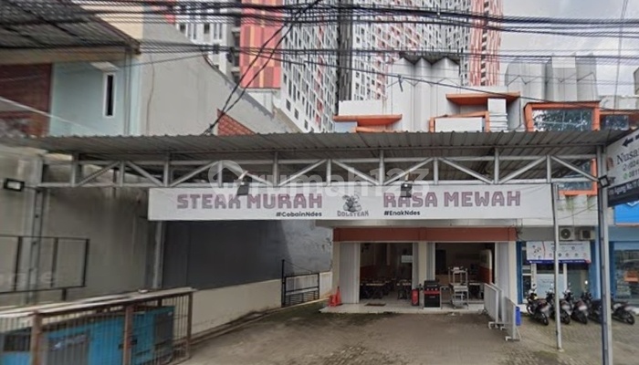 Dilelang, Ruko pinggir jalan di Banyumanik, Semarang 1