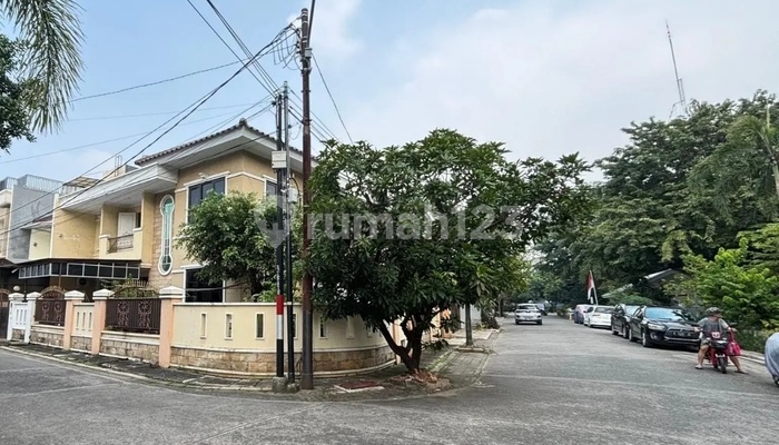 Auctioned, 2-story hook house in Gading Arcadia Complex, North Jakarta 2
