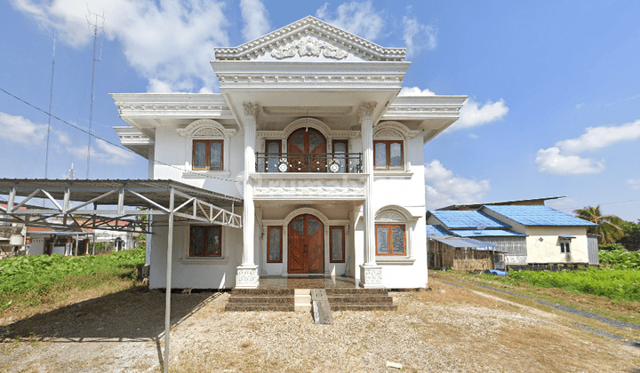 Cessie Khusus Investor, Rumah 2 Lantai di Jl. Kayu Putih 1