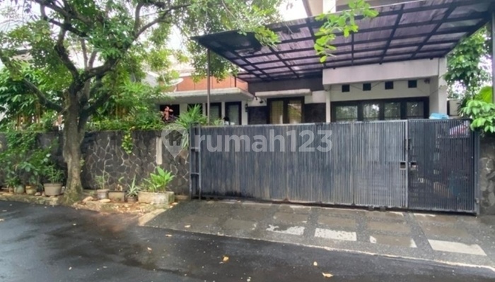 For Sale, Residential House in Perum Villa Bintaro Indah