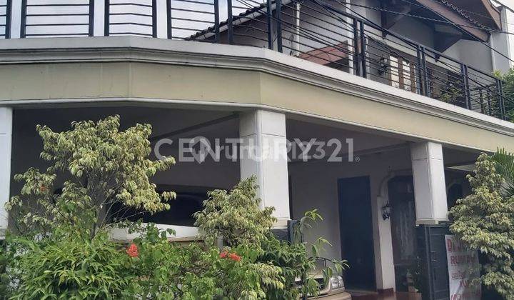 Rumah 2 Lantai Bagus Hommy Dekat Stasiun Dm12666 1