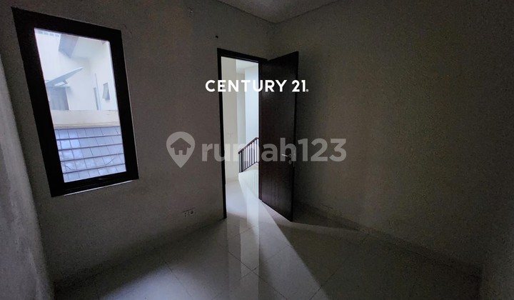 Rumah Modern Minimalis Siap Huni di BSD Bs 17813 2