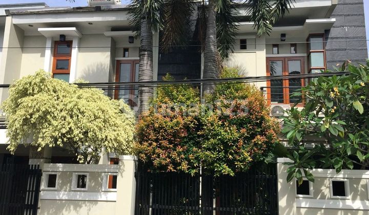 Disewakan Rumah Cantik Minimalis Disewakan Rumah Cantik Minimalis