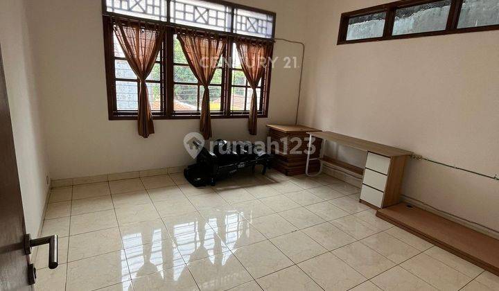 Rumah Murah Pinggir Jalan Besar Untuk Usaha Dekat Bintaro NY15385 2