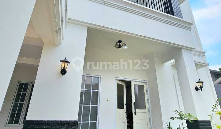 Rumah Mewah 3 Lantai di Binatro Tangsel Lr-16086
