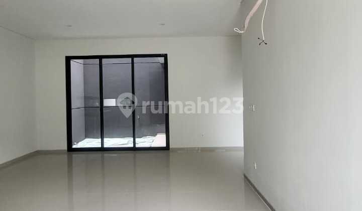 DIJUAL CEPAT Rumah Pilihan Baik di Discovery Bintaro Jaya SC-16605 2