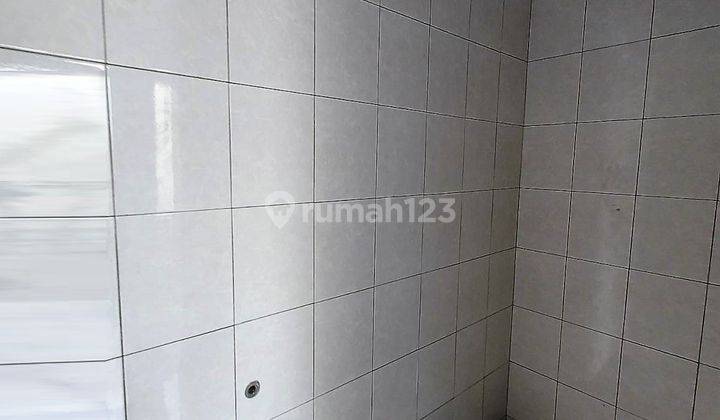 Rumah Baru 2 Lantai Hadap Timur di Graha Raya Bintaro Jaya Gb 9833 7