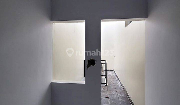 Rumah Baru 2 Lantai Hadap Timur di Graha Raya Bintaro Jaya Gb 9833 9