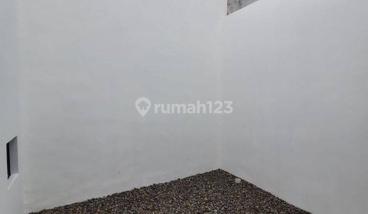 Rumah Baru 3 Lantai Kondisi Fresh di Graha Raya Bintaro Jaya Gb 9730 5