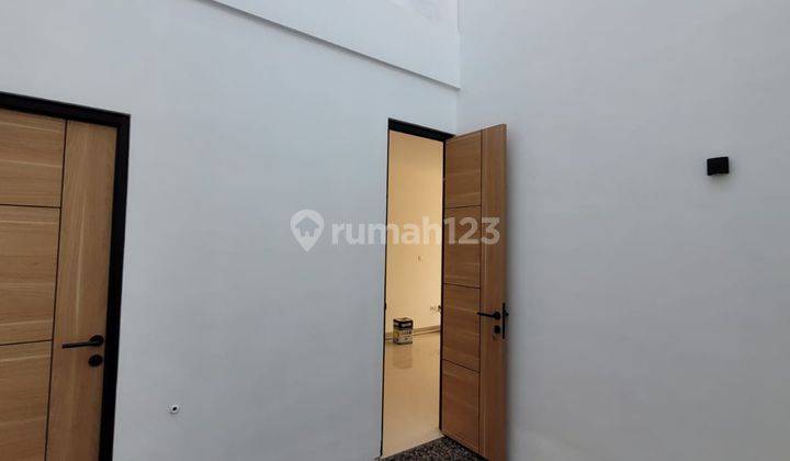 Rumah Baru 3 Lantai Kondisi Fresh di Graha Raya Bintaro Jaya Gb 9730 10