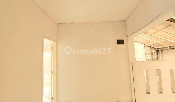 Rumah 2 Lantai Dijual Cepat Cluster Elit Emerald Bintaro Gb 11418 2