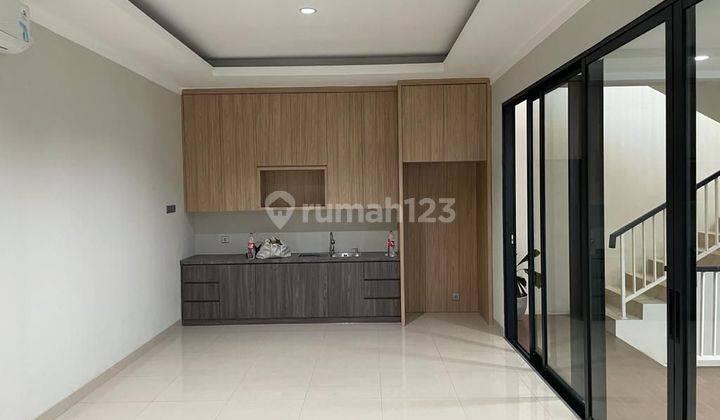 Rumah Dijual 2 Lantai Siap Visit di Kebayoran Bintaro Gb 11073 2