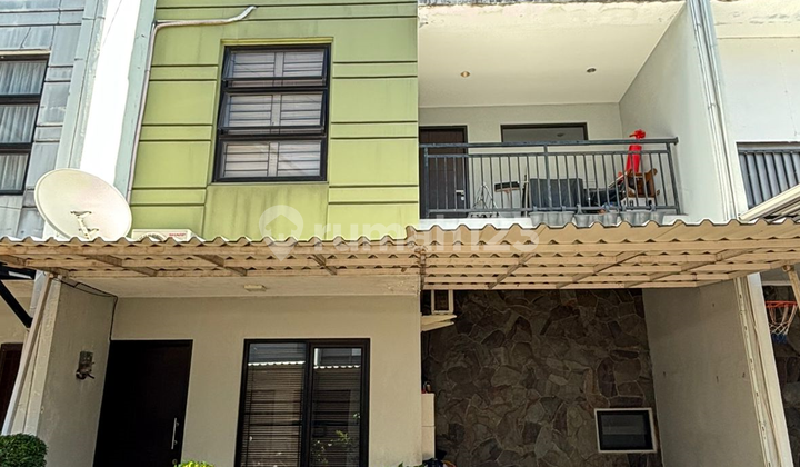 Rumah 2 Lantai Dekat Bintaro Siap Huni, Harga di Bawah 1M! Ny-17986
