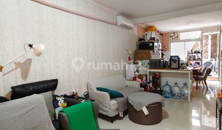 Rumah dengan 1 Lantai di Bintaro Tangsel Gb-17856