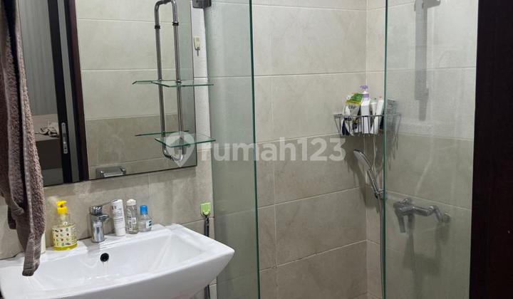 Rumah Cantik Semi Furnished di Emerald Bintaro OM-17067 2