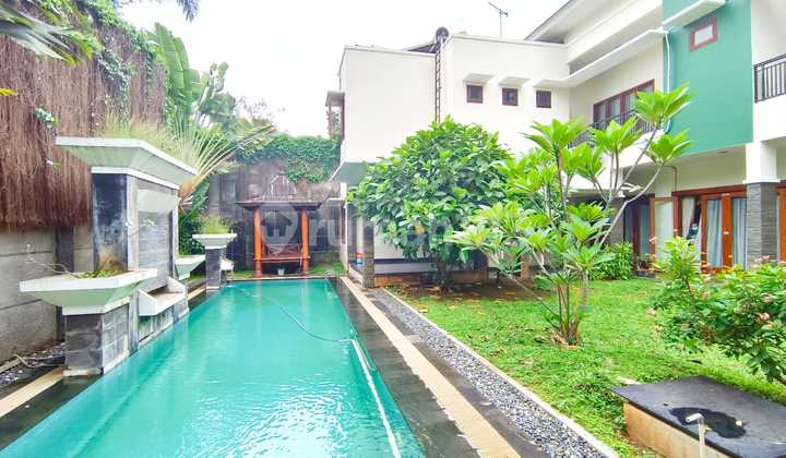 Ready-to-Occupy House in Menteng, Central Jakarta LR-7398 Ready-to-Occupy House in Menteng, Central Jakarta LR-7398