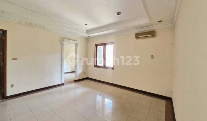 Rumah Besar Plus Gazebo dan Swimming Pool di Bintaro Jaya Sektor 1 GB-17125 2