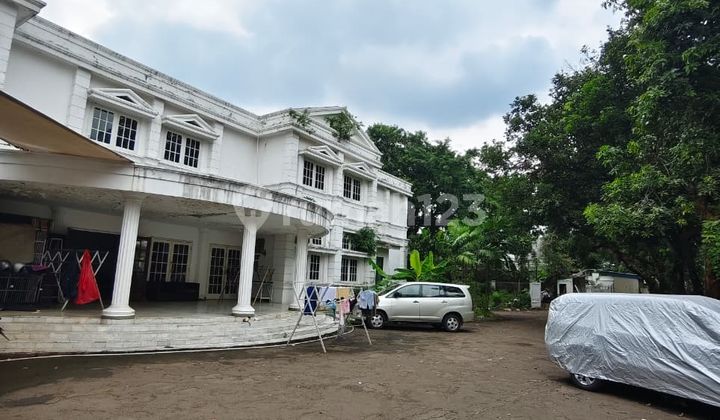 Rumah Old Money Dgn Halaman Terluas di Kemang Jaksel Va-17505 Rumah Old Money Dgn Halaman Terluas di Kemang Jaksel Va-17505