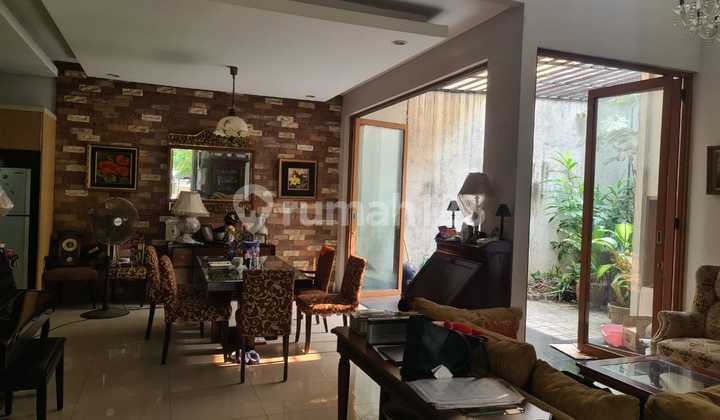 Beautiful House in a Cluster in Bintaro Tangsel Gb-12695
