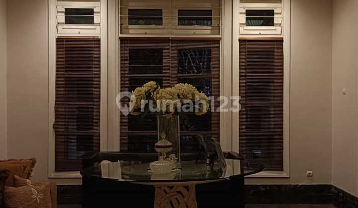 Rumah Terawat Inc Swimming Pool dan Carport 8 Mobil di River Park FM-16434 2