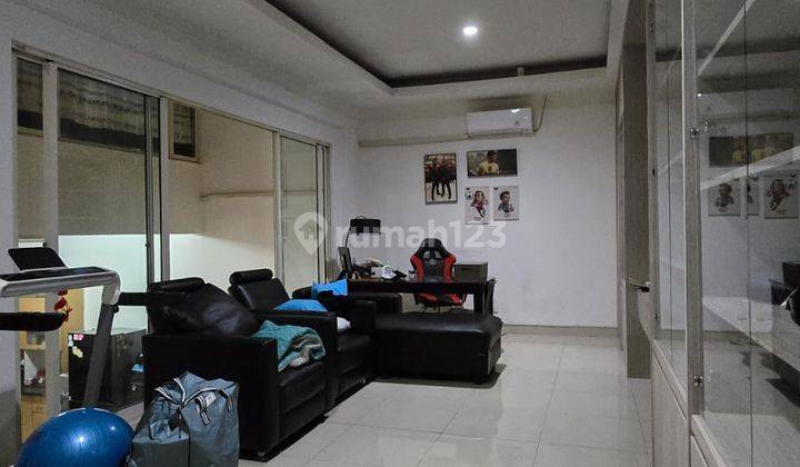 Dijual Rumah HOT SALE Split Level di Kebayoran Village Bintaro SC15770 2