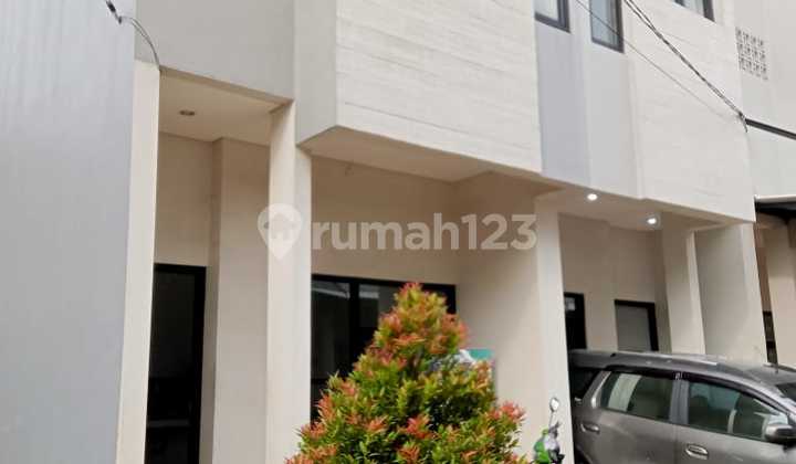 Rumah Pinang Ranti Dekat LRT dan Busway 2