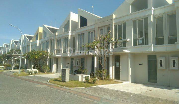 Jual rugi murah rumah baru di grand pakuwon  1