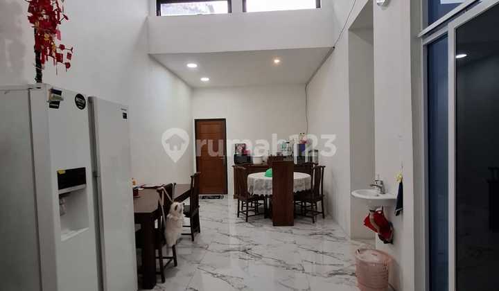 Dijual Rumah di Taman Duta Mas - Jakarta, Cocok untuk Usaha Dijual Rumah di Taman Duta Mas - Jakarta, Cocok untuk Usaha