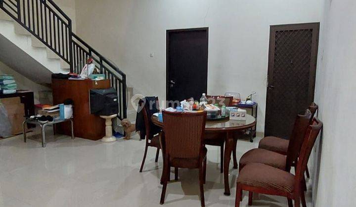 Rumah 2 Lantai Taman Duta Mas 2