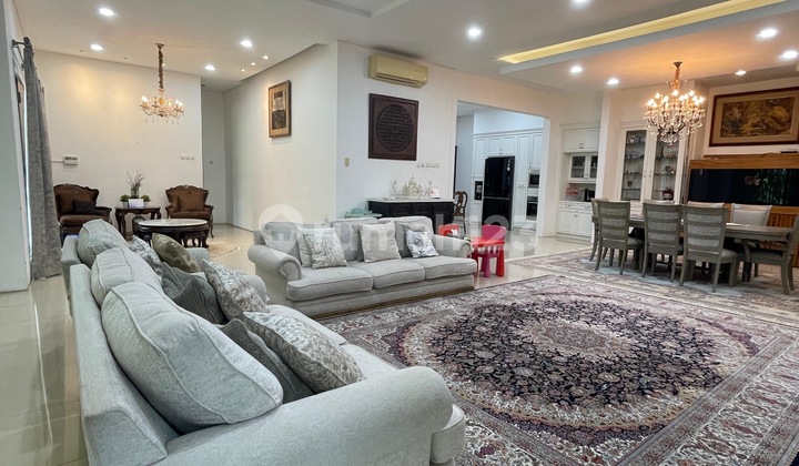 Dijual Rumah Mewah Private Pool di Kemang Selatan Jakarta Selatan