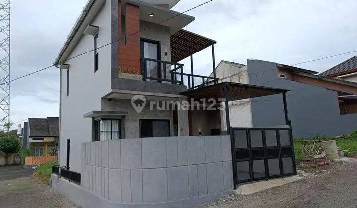 Dijual Cepat Rumah Konsep Industrial Modern Furnished di Cibadak, Sukabumi Jawa Barat 1