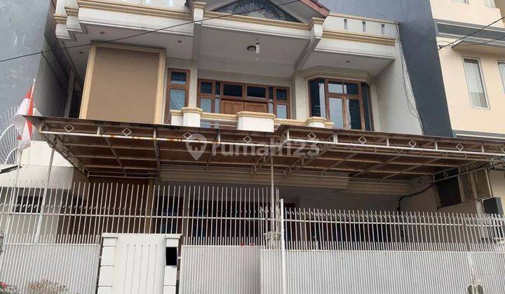 Dijual Cepat Rumah di Tanjung Duren , Jakarta Barat 1