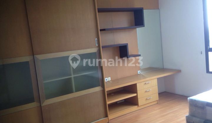 Dijual dan Disewakan Apartemen Red Top Pecenongan Soenan  1