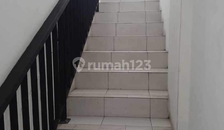 For Rent: Shophouse in Citra 6 For Rent: Shophouse in Citra 6