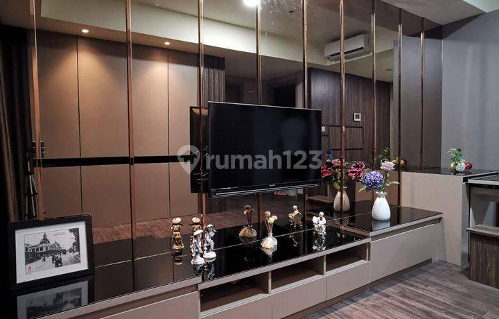 Disewakan Apartemen Gold Coast, 2BR, 58m2, Furnish, Bagus