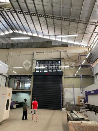 Dijual Gudang dan Kantor Mewah Full Interior dan Furnish di Pergudangan Salembaran 99 - Tangerang Dijual Gudang dan Kantor Mewah Full Interior dan Furnish di Pergudangan Salembaran 99 - Tangerang