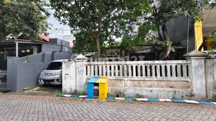 Rumah Wisma Bungurasih Hitung Tanah 200 Meter