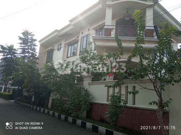 Rumah Komplek Perumahan Buaran Duren Sawit  One Gate System