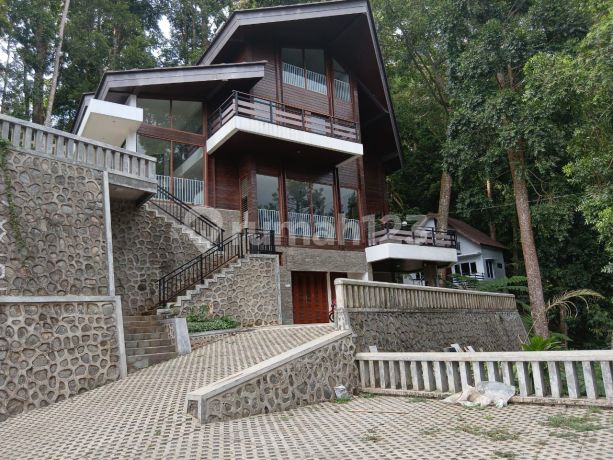 Villa Mega Indah, Megamendung, Negotiable Price