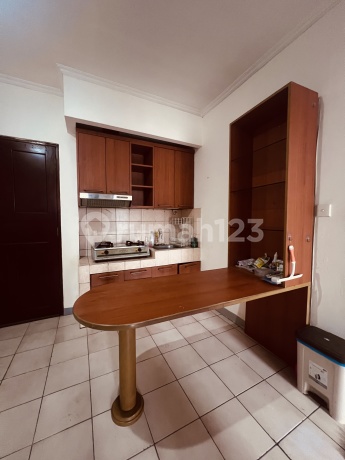 Apartemen Mediterania 1 Azalea 2 Kamar Tidur Semi Furnished