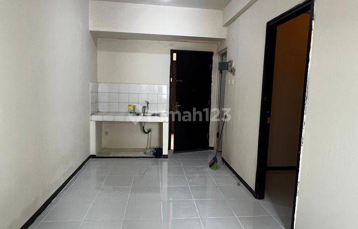 Apartemen Menara Latumenten 2 Kamar Tidur Unfurnished Bagus