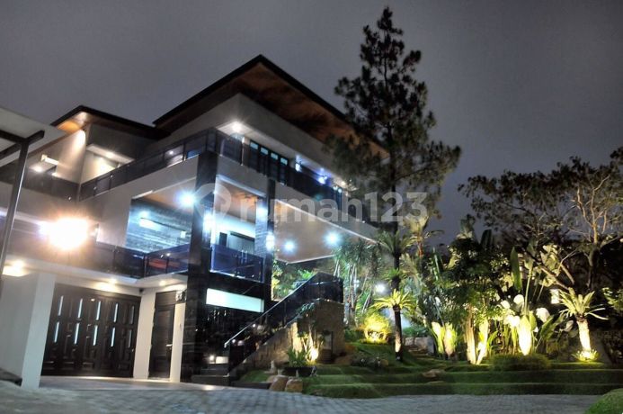 Rumahcluster Tertinggi di Riverside, Dekat Hotel Harris & Tol